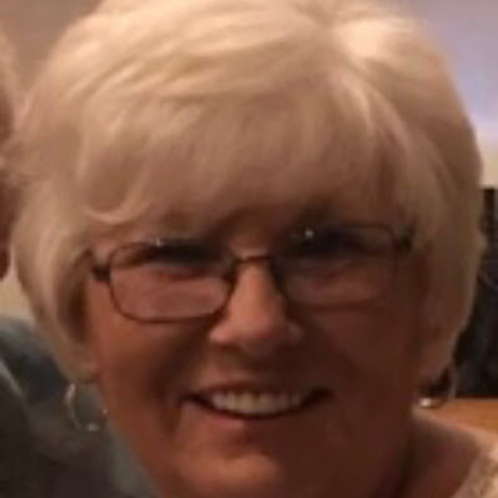 Meet your Posher, Suzanne